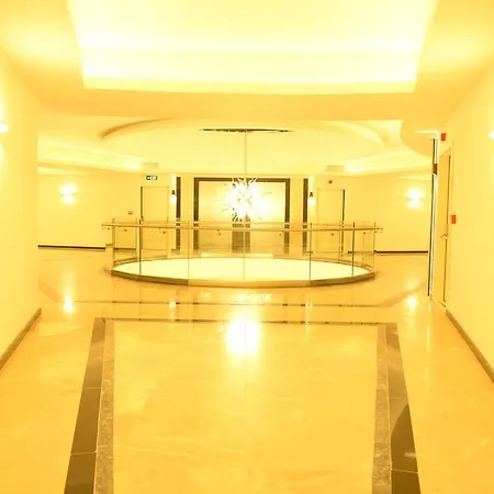 Hotel Aurum 4*